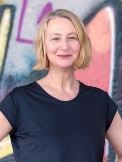 Univ.-Prof.<sup>in</sup> Dr.<sup>in</sup> phil. Ilaria Hoppe Univ.-Prof.<sup>in</sup> Dr.<sup>in</sup> phil. Ilaria Hoppe